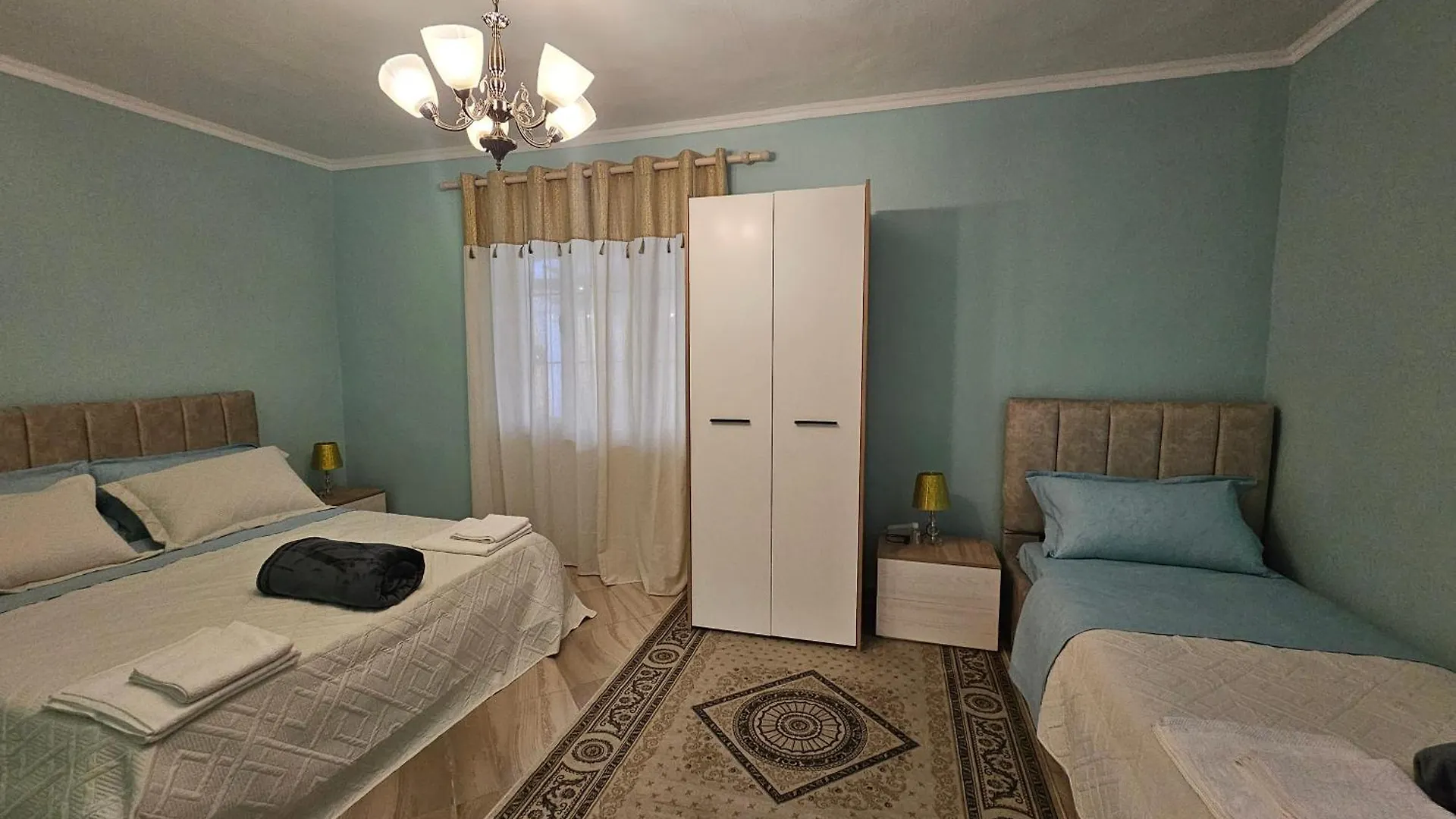 Bed & Breakfast Bob Marley Bnb & Hostel Tirana Albania