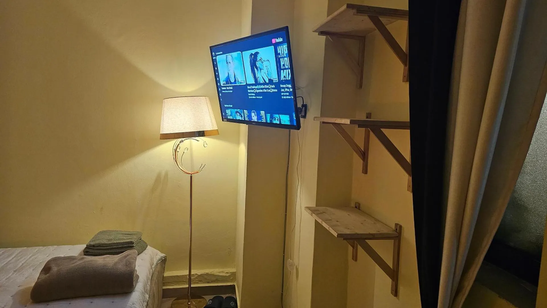Bob Marley Bnb & Hostel Tirana Frühstückspension